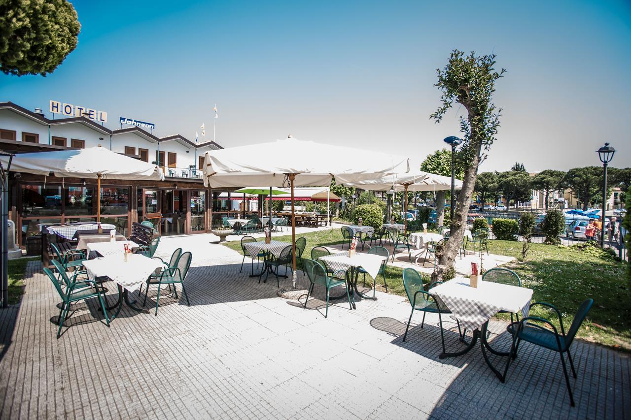 פסקיארה דל גארדה Hotel Johnson מראה חיצוני תמונה